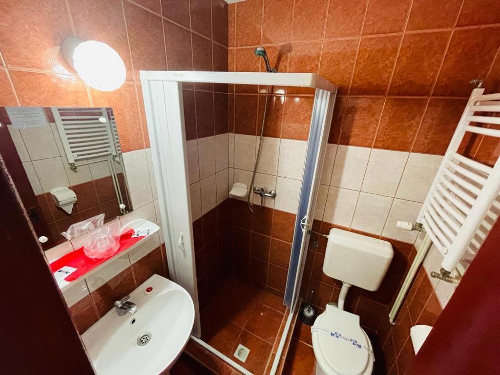 Hotel Turist Neptun Eksteriør billede